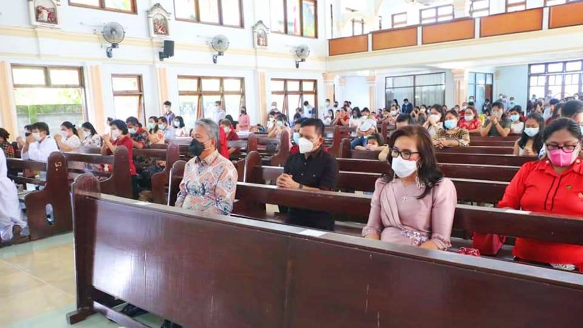 Bupati Franky Wongkar hadiri ibadah Paskah di Gereja GMIM jemaat Talitakum Pondang