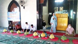 Ketua TP PKK Bantaeng Hadiri Pengajian Rutin di Mesjid Jamal Amal Bakti Puro’ro