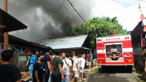 7 rumah di Kelurahan Kotobangon Kotamobagu ludes terbakar, ini penyebabnya