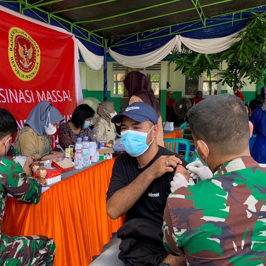 Kejar target, Binda Malut terus lakukan vaksinasi