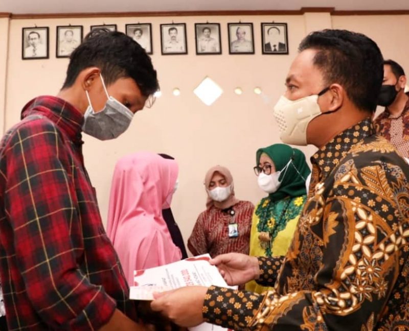 Pemerintah Bantaeng salurkan bantuan Rp2,9 miliar kepada pelaku UMKM