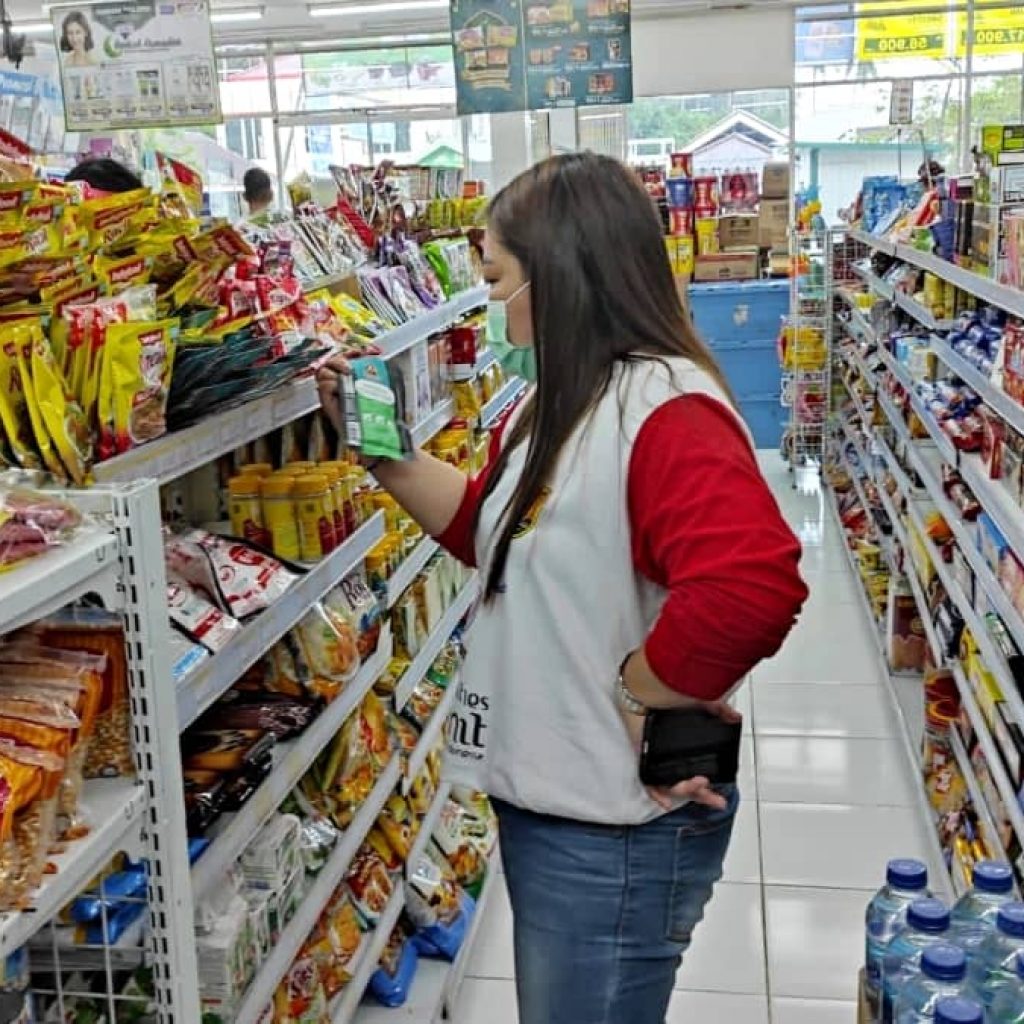 Disperindag Boltim bakal tindak toko dan pedagang yang jual makanan kadaluarsa