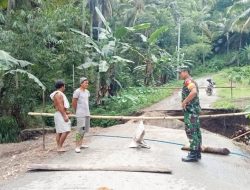 Diguyur hujan deras akses jalan Jiko Belanga terputus, Pemkab Boltim buat jembatan darurat