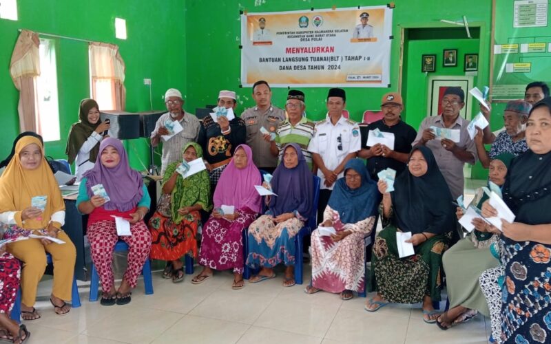 28 KPM Desa Fulai Halmahera Selatan terima BLT tahap I di Bulan Ramadhan