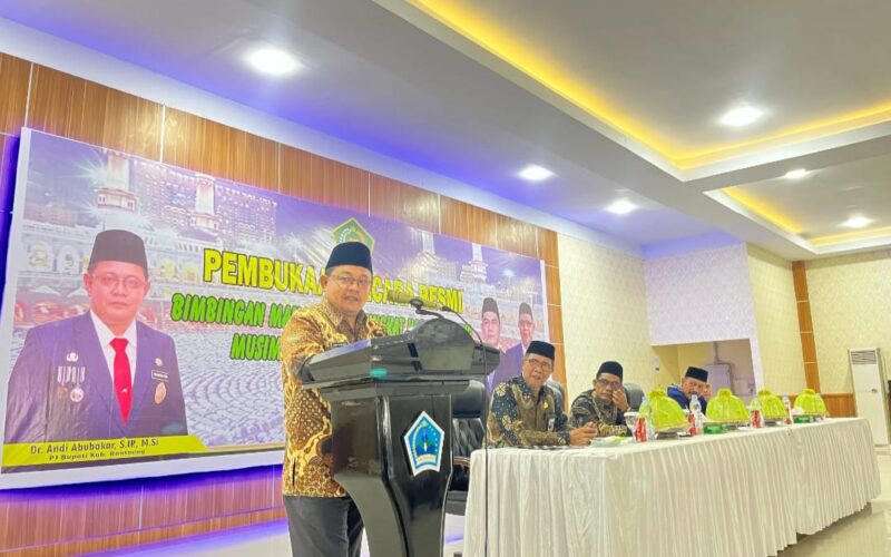 Penjabat Bupati Bantaeng Andi Abubakar buka bimbingan Manasik Jamaah Haji