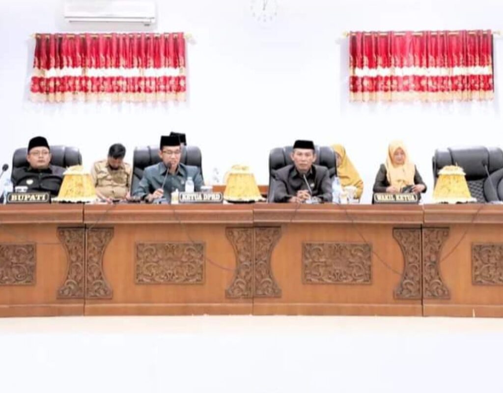 Penjabat Bupati Bantaeng Andi Abubakar hadiri rapat paripurna DPRD