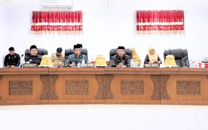 Penjabat Bupati Bantaeng Andi Abubakar hadiri rapat paripurna DPRD