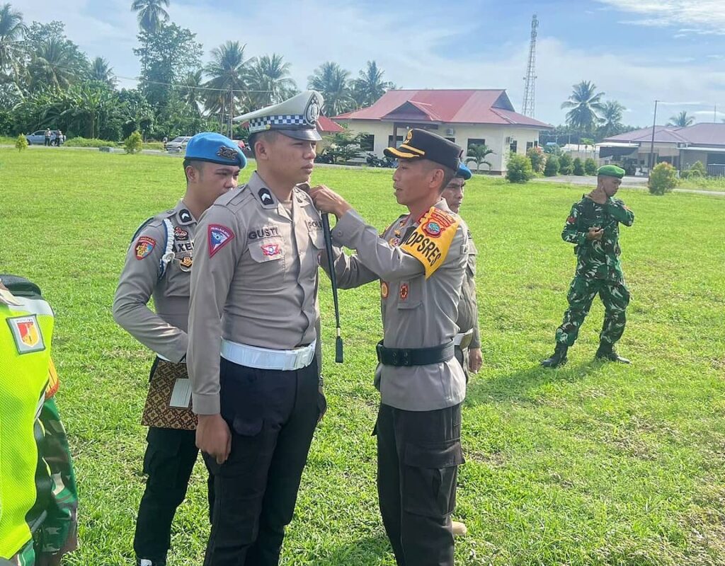 Polres Boltim gelar apel pasukan Operasi Lilin Samrat 2024 untuk amankan Natal dan Tahun Baru