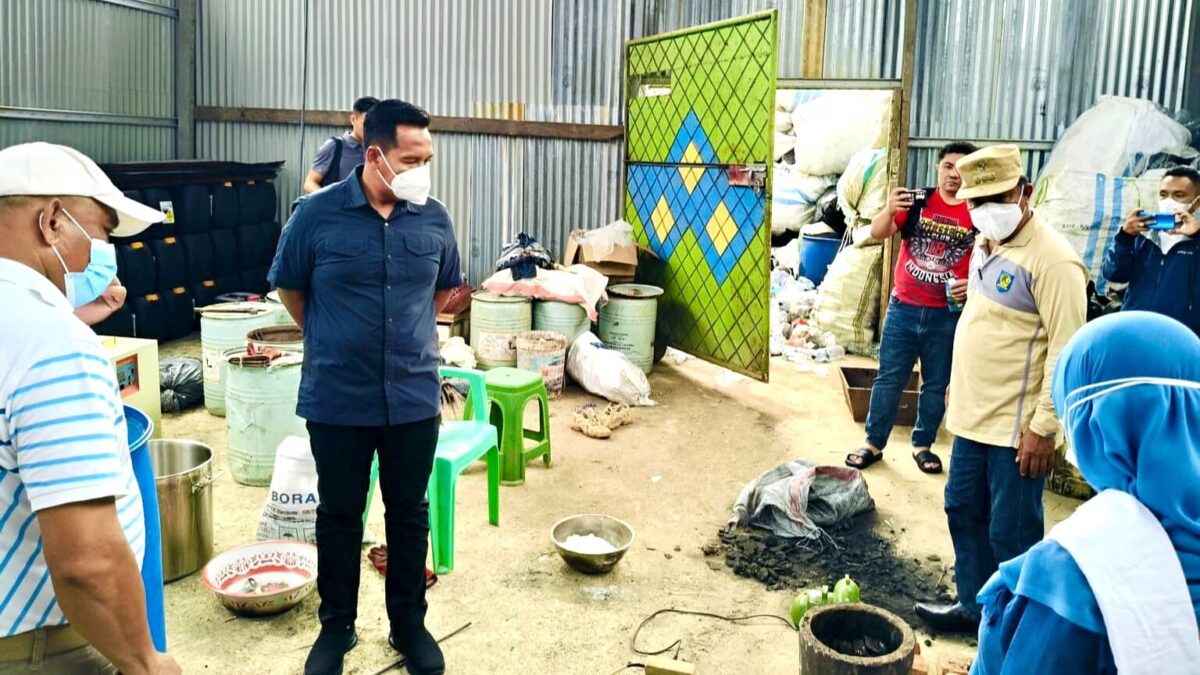 Sidak di Bolmong: Tumpukan Sampah dan Dugaan Drum Sianida Ditemukan di Gudang Rahasia
