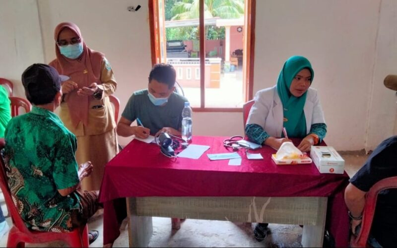 Dinkes Bolmong dan TP PKK Gelar Layanan Kesehatan Gratis di Desa Terpencil