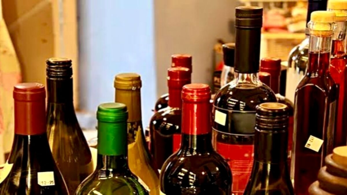 Warga desak Polsek tindak Toko Surya penjual Miras