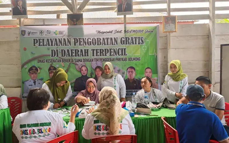 Warga Antusias, Dinkes Bolmong Turun Langsung Bawa Layanan Kesehatan Gratis