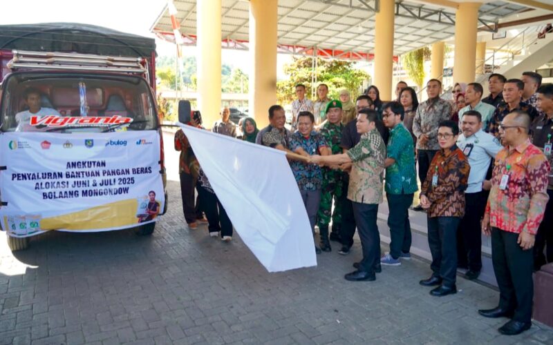 Pemkab Bolmong Salurkan 315 Ton Beras untuk 15.784 Keluarga