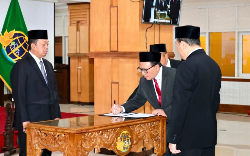 Menteri ATR/BPN Lantik Pejabat Struktural Serentak di 7 Provinsi