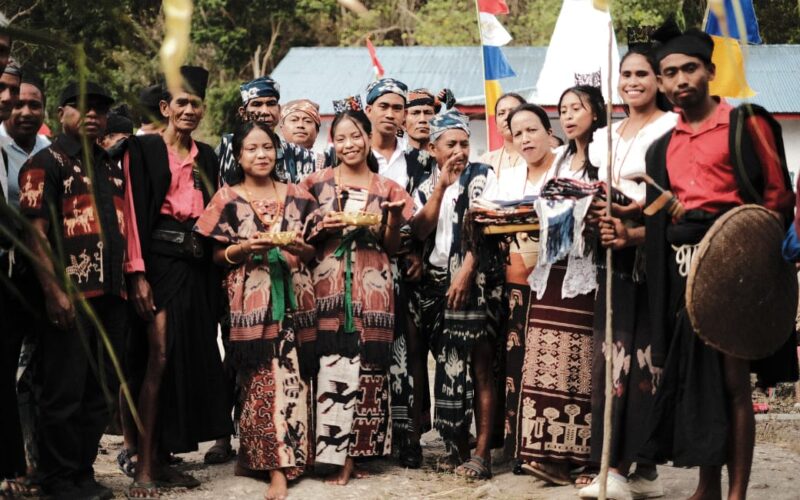 Sertipikat Tanah Ulayat Jaga Warisan Adat Sumba Timur