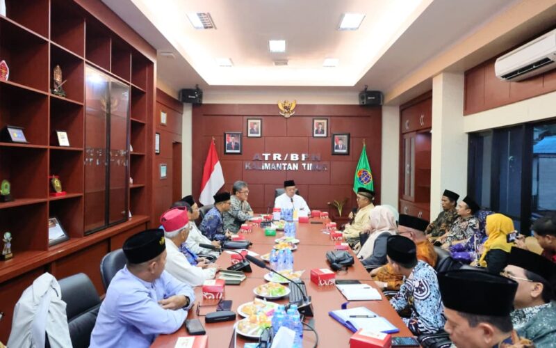 Nusron Wahid Dorong Percepatan Sertipikasi Tanah Wakaf dan Rumah Ibadah di Kaltim
