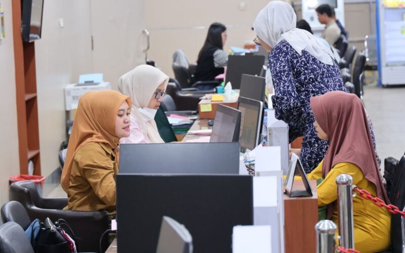 Akhir Pekan, Warga Manfaatkan Layanan PELATARAN Kantor Pertanahan