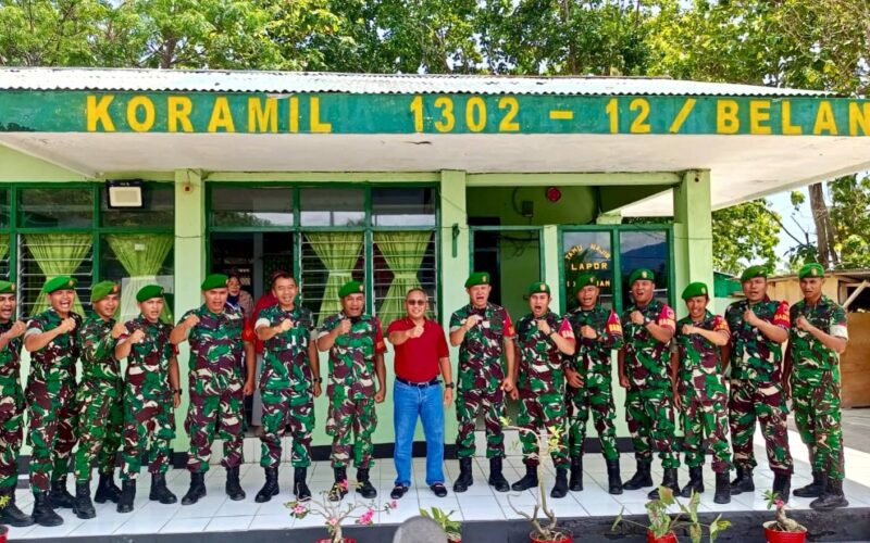 Pangdam XIII/Merdeka Kunjungi Koramil Belang dan Langowan