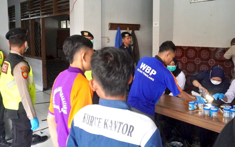 Rutan Pemalang Gelar Razia dan Tes Urine Gabungan