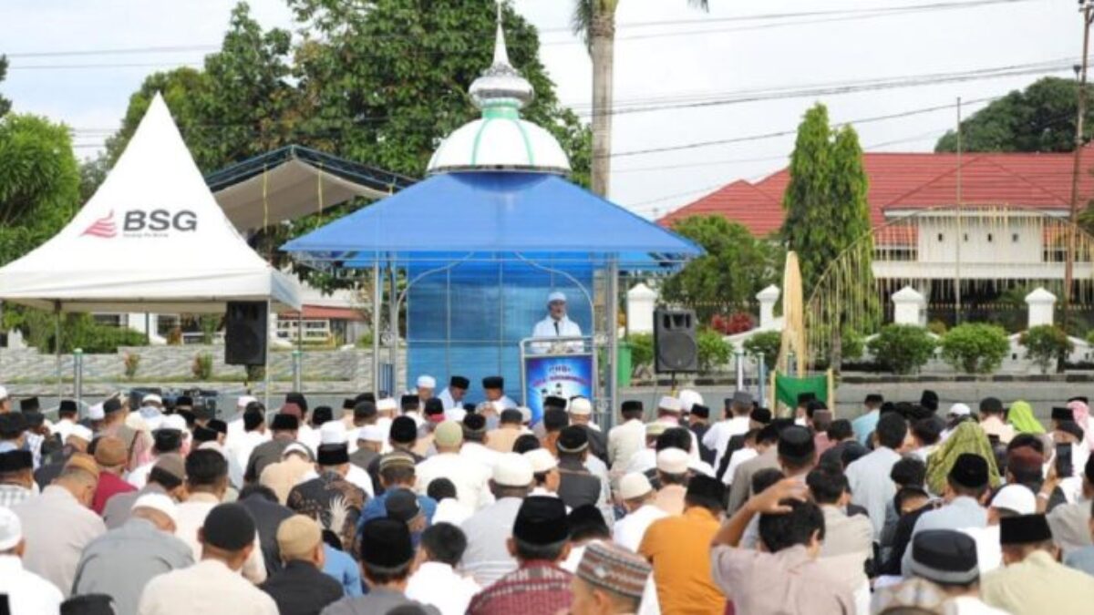 Weny Gaib dan Rendy Mangkat Ajak Warga Kotamobagu Maknai Idul Adha