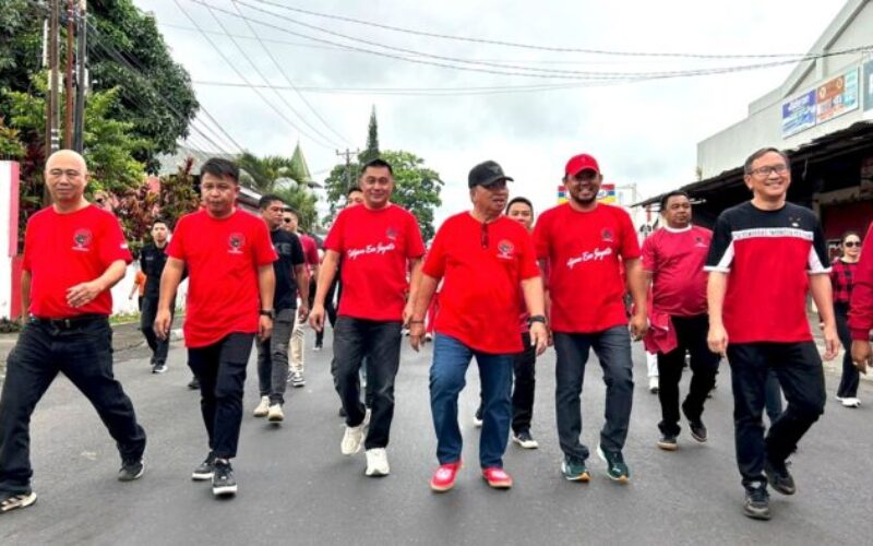 Rahman Salehe dan Kader PDIP Sulut Ramaikan Bung Karno Fun Walk