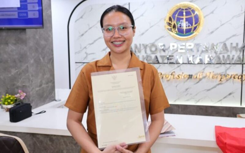 Angelita Rasakan Mudahnya Layanan Sentuh Tanahku ATR/BPN