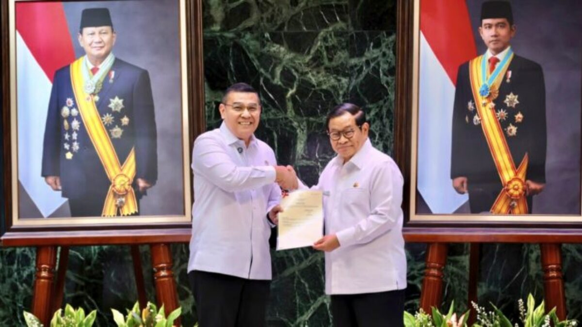 ATR/BPN Serahkan 499 Sertipikat Aset Pemprov DKI Jakarta