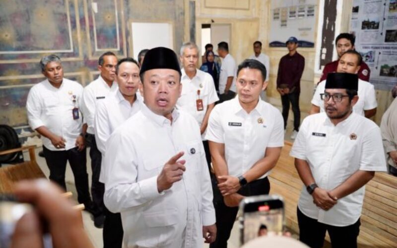 Nusron Tinjau Kantah Aceh Tamiang Pascabencana