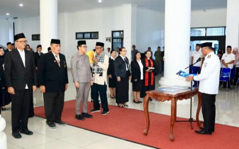 Bupati Boltim Rotasi dan Lantik 27 ASN, Ini Daftar Lengkap Pejabatnya!