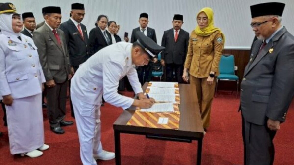Lantik 21 Pejabat Administrator dan Pejabat Pengawas, ini harapan Wabup Bantaeng Sahabuddin