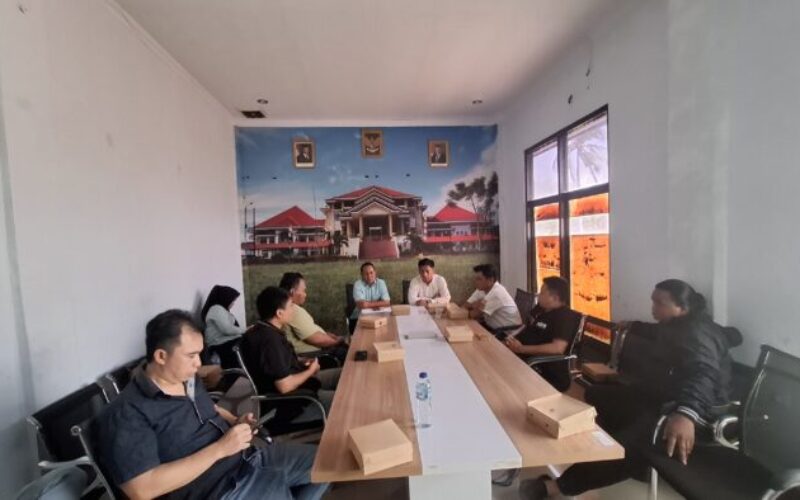 Perkuat Kolaborasi, Ketua PWI Bolmong Terpilih Kunjungi Diskominfo