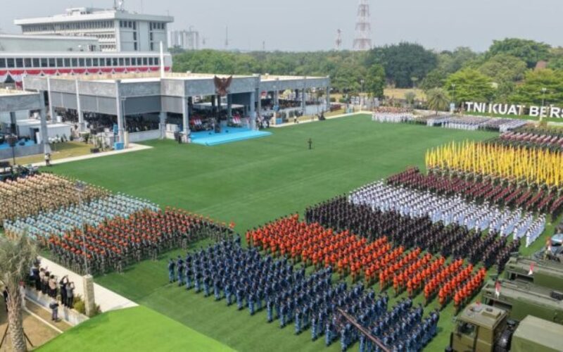 Wamen Ossy Hadiri HUT ke-81 TNI, Tekankan Kekuatan Bersama Rakyat